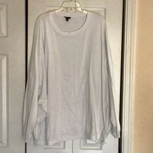 White Long Sleeve Crewneck Top